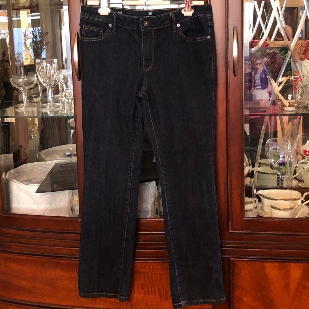 EUC Liz Claiborne Petite Darkwash Jeans